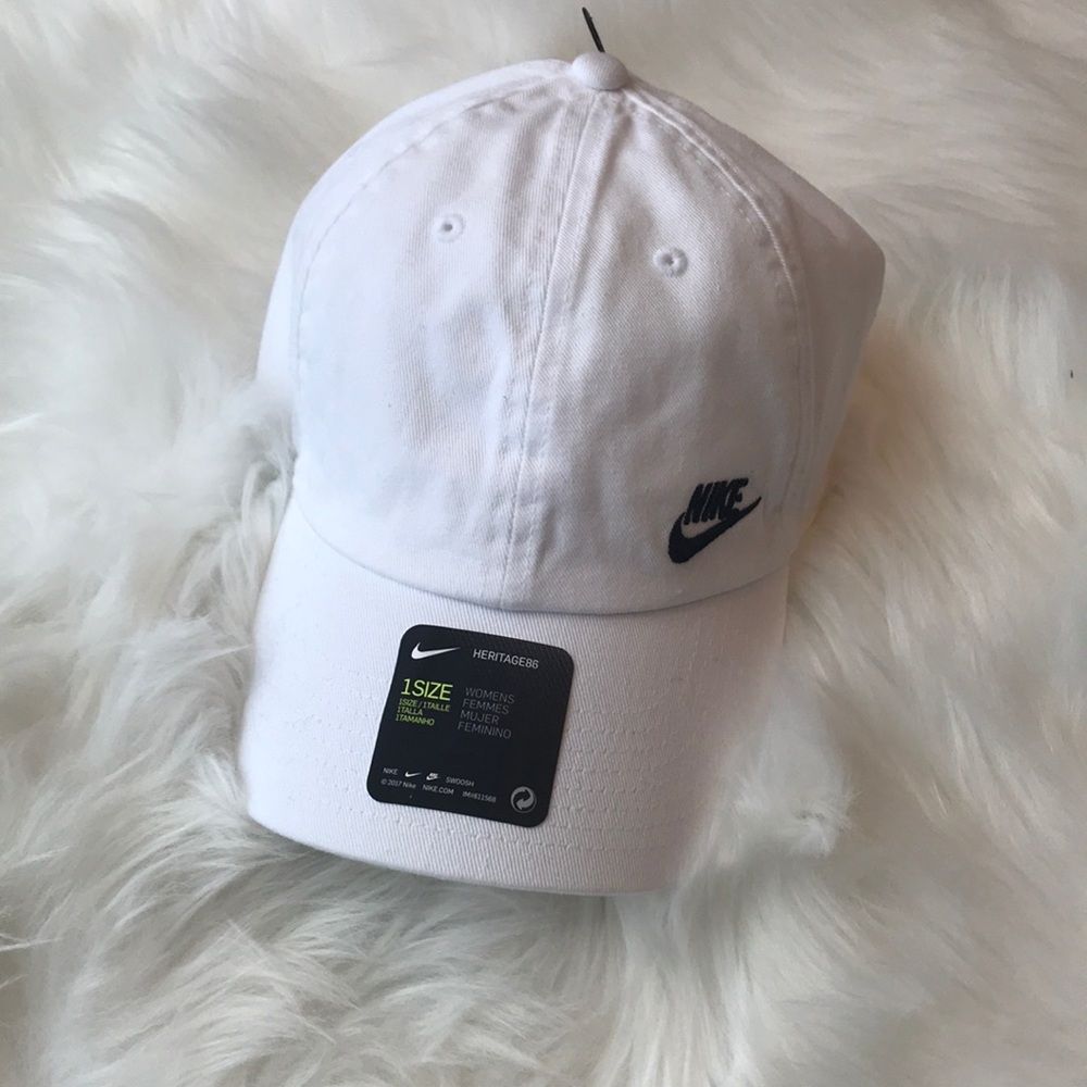 🌸 2 for $30 🌸 Nike Heritage cap - Picture 2 of 3